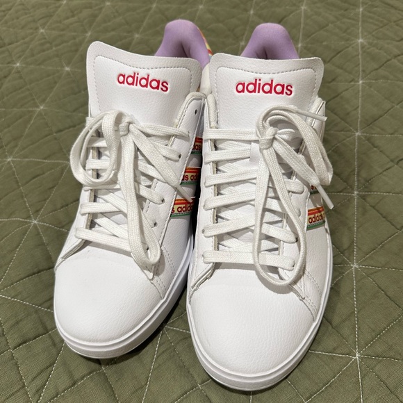 Adidas women’s Grand Court - Picture 2 of 8